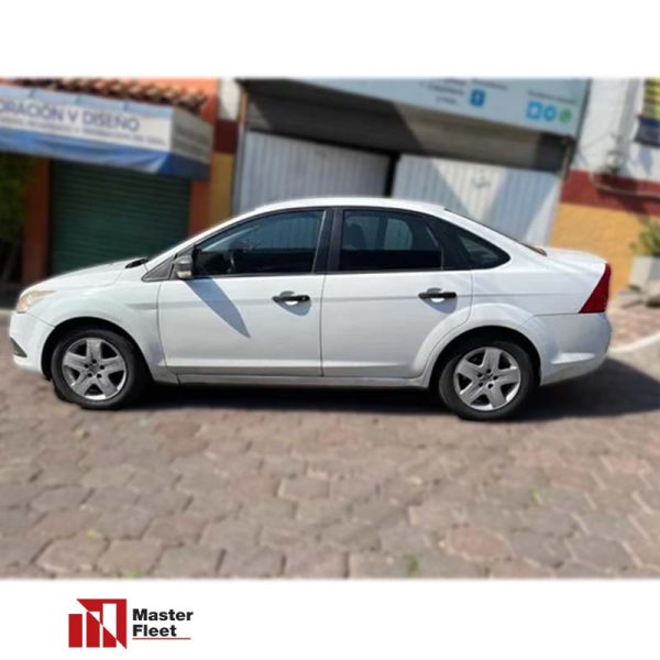 Ford Focus, Año 2010-, Sedan Sport 5vel, Blanco, Gasolina, 4 puertas, Transmisión Manual